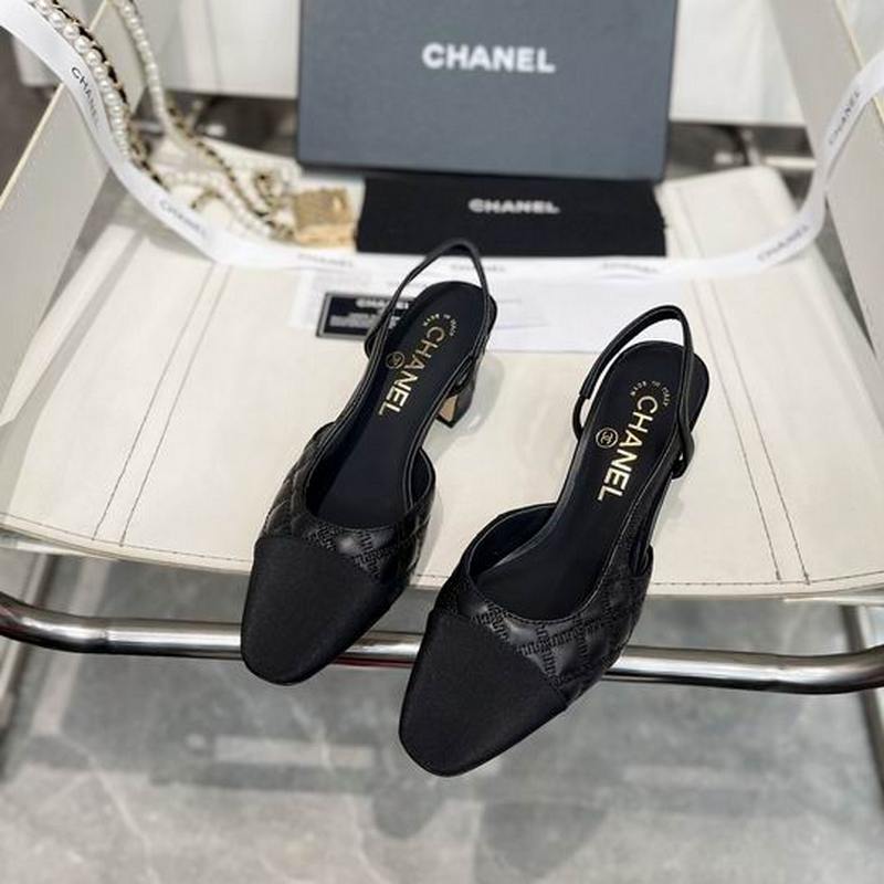 Chanel Women's Shoes 810